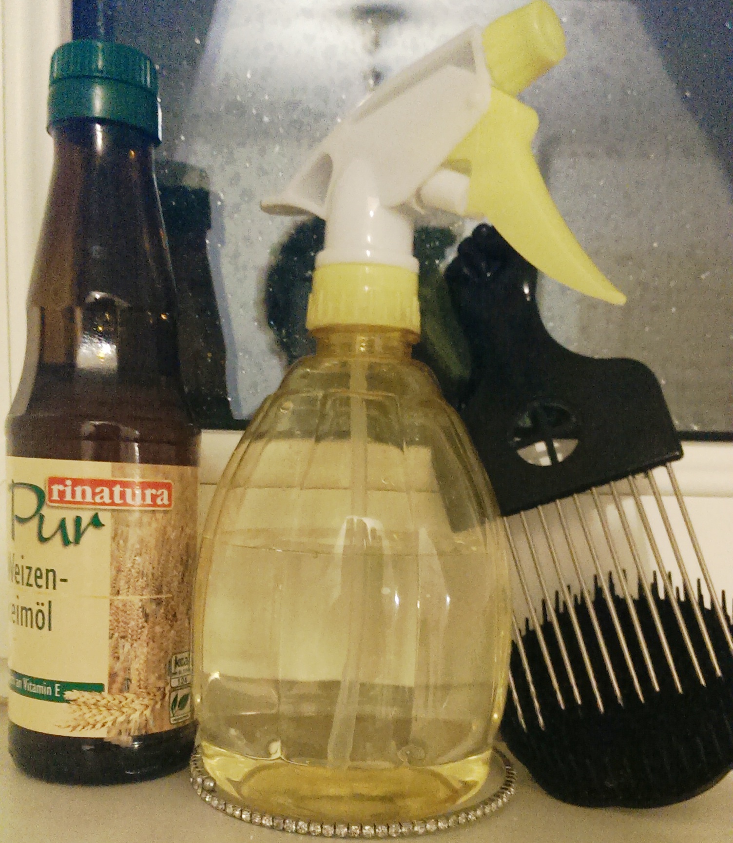 Meilleur produit miracle pour cheveux déshydratés: Un brumisateur maison –  Ma Vie Canadienne